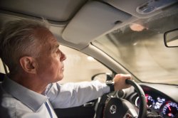 Arne Voll bak rattet